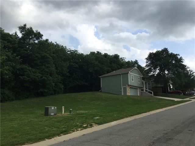 905 S 17th Street — photo 3