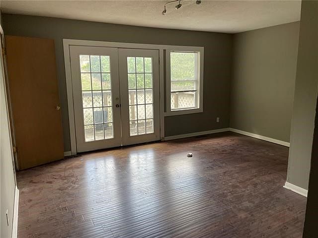 4909 Roe Lane — photo 5