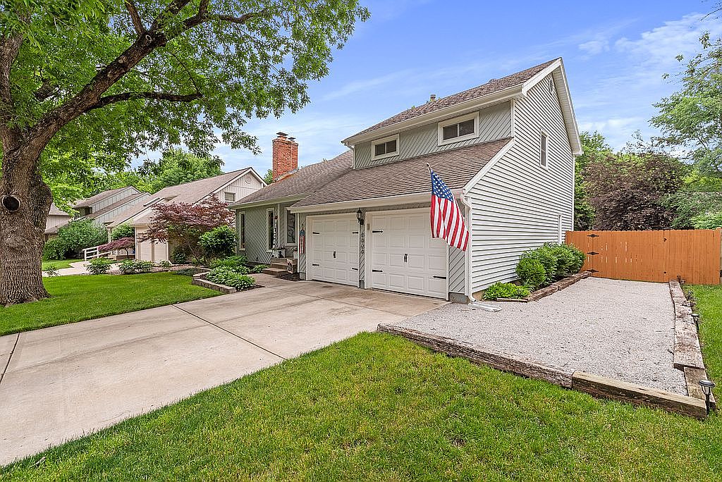 8939 Twilight Lane — photo 4