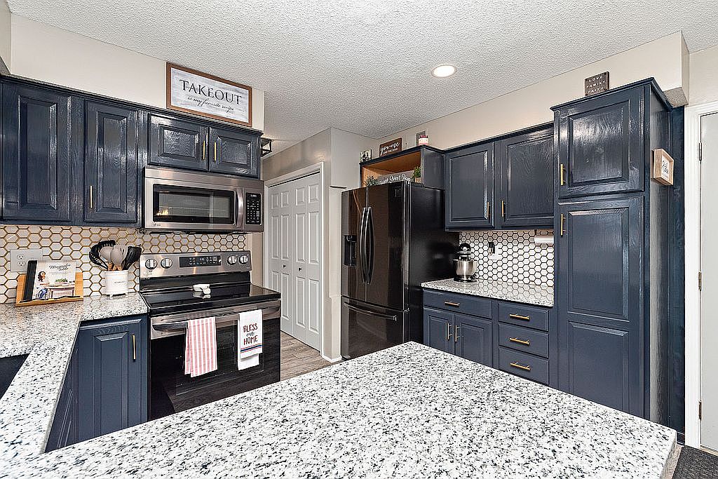 8939 Twilight Lane — photo 16