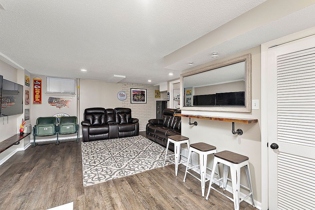 8939 Twilight Lane — photo 28