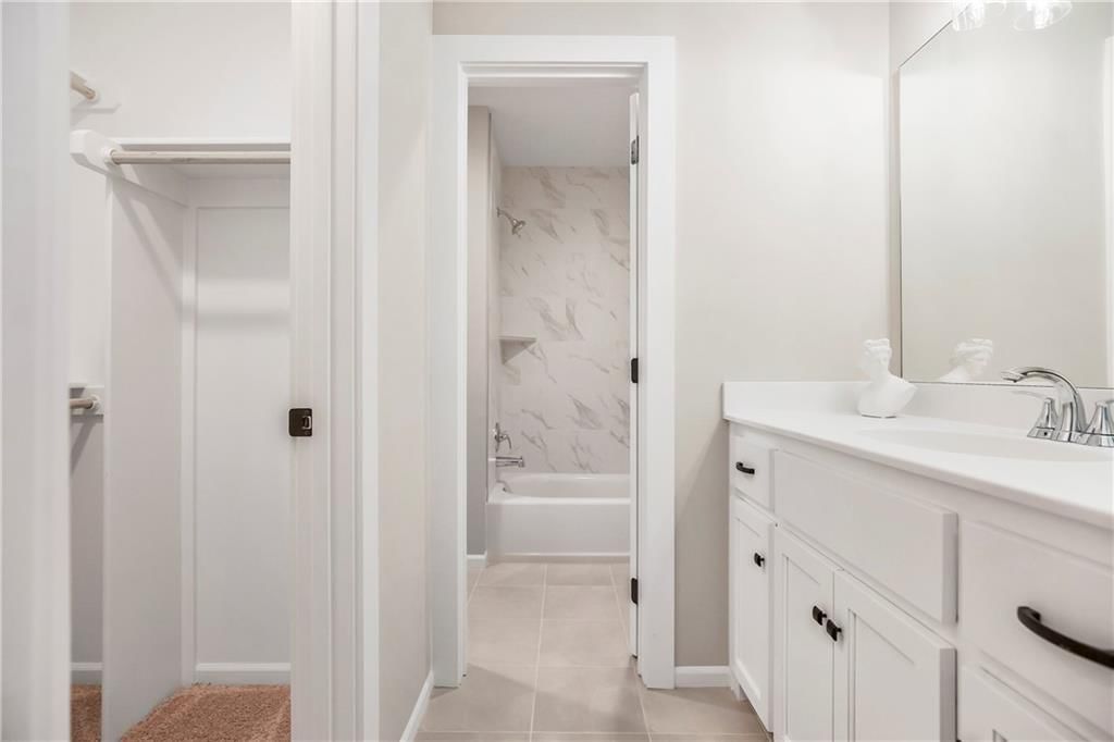 16388 S Brougham Drive — photo 32