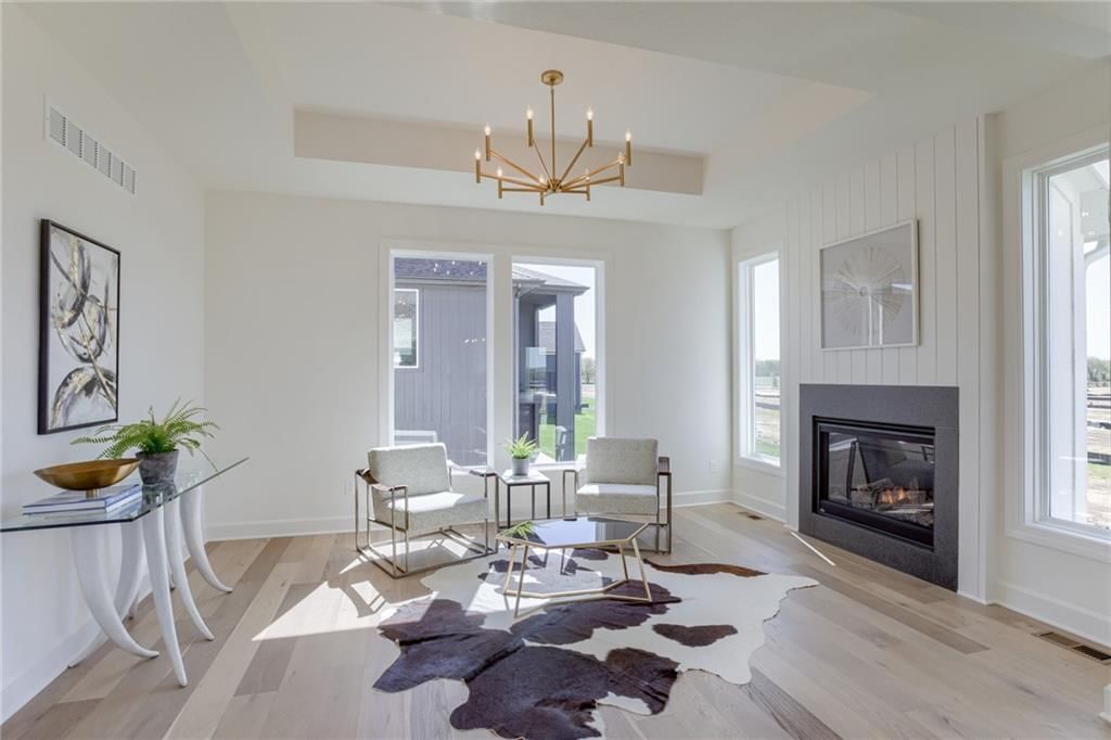 2432 W 177th Street — photo 13