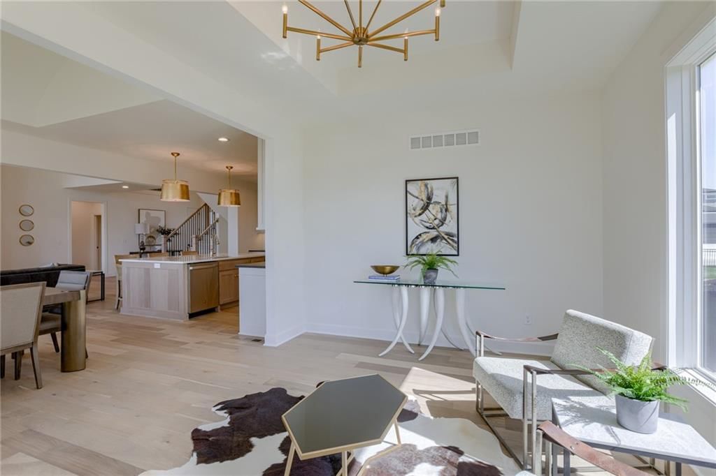 2432 W 177th Street — photo 14