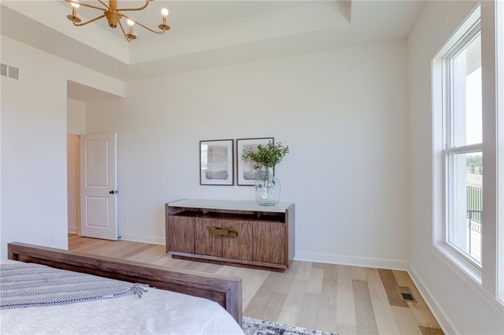 2432 W 177th Street — photo 27