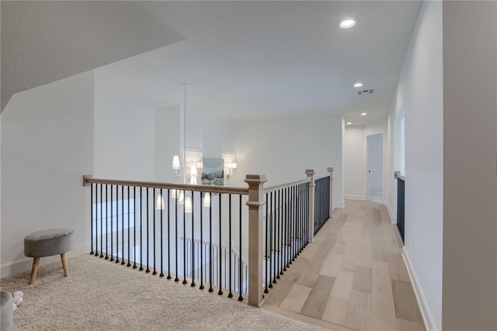 2432 W 177th Street — photo 35