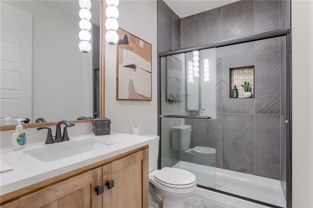 17501 Manor Street — photo 40