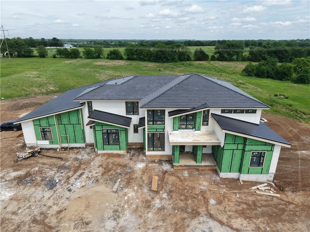 Photo 23 of 23 - 20720 Briar Street, Stilwell, KS 66085