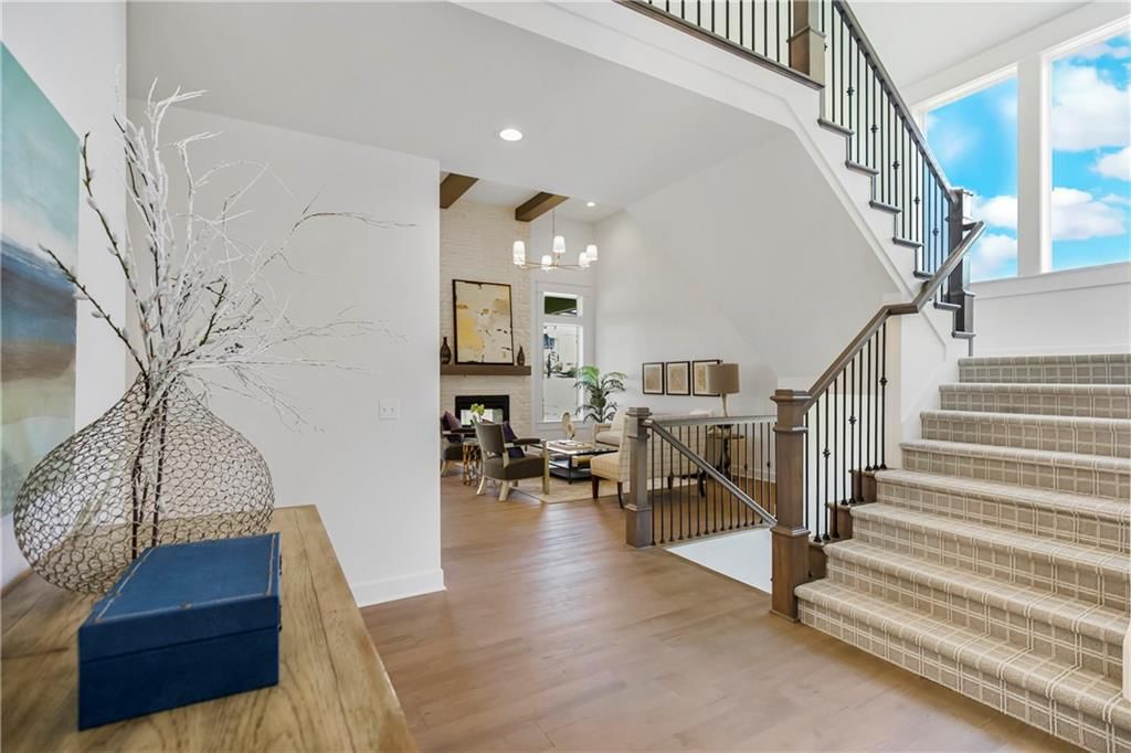 25212 W 92nd Street — photo 2