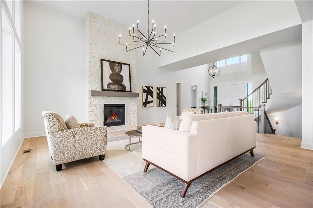 2513 W 177th Street — photo 7