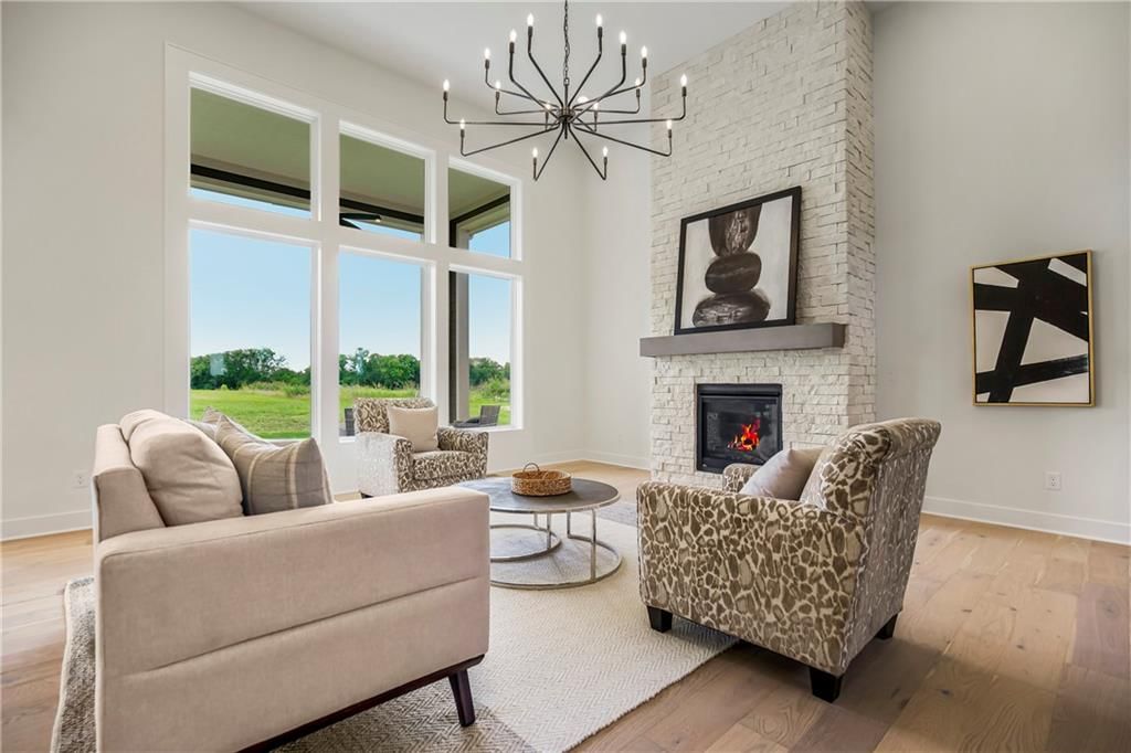 2513 W 177th Street — photo 9