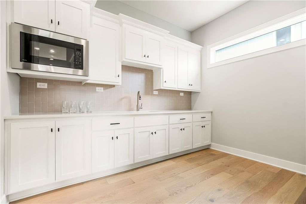 2513 W 177th Street — photo 15