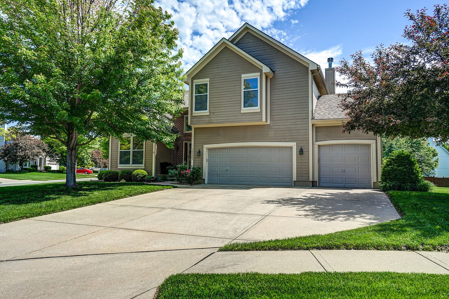 15225 W 139th Terrace — photo 37