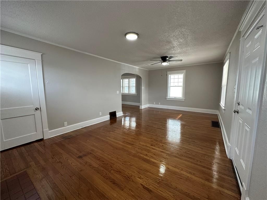 1410 Tauromee Avenue — photo 8