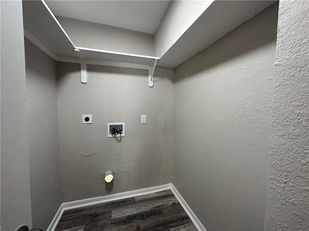 1410 Tauromee Avenue — photo 21