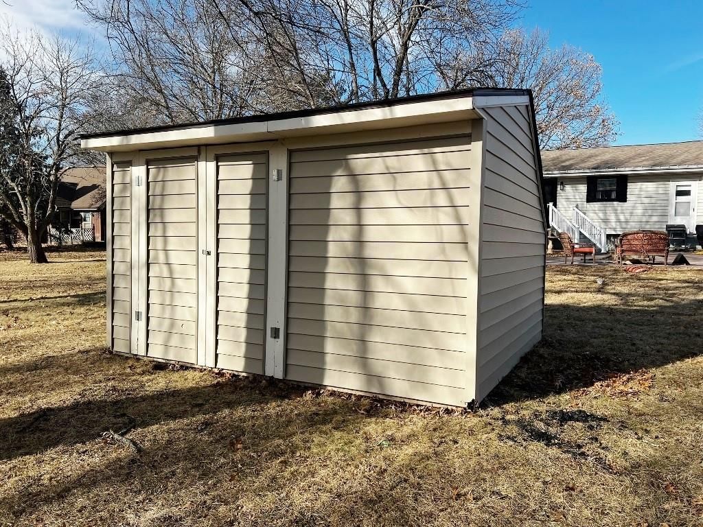 805 W Shona Drive — photo 23
