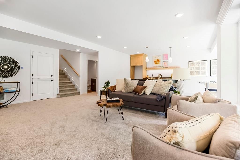 2509 W 180th Street — photo 17
