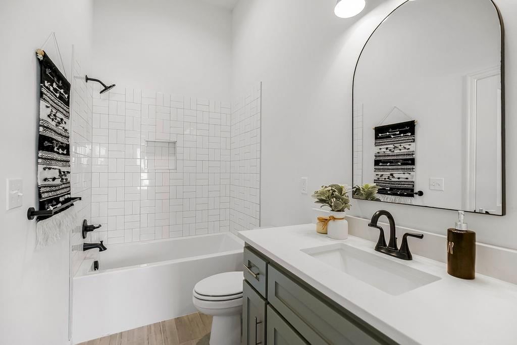 2509 W 180th Street — photo 20