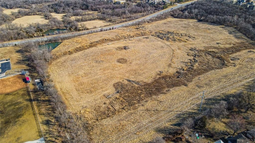 Photo 17 of 21 - 1471 SE Adams Dairy Parkway