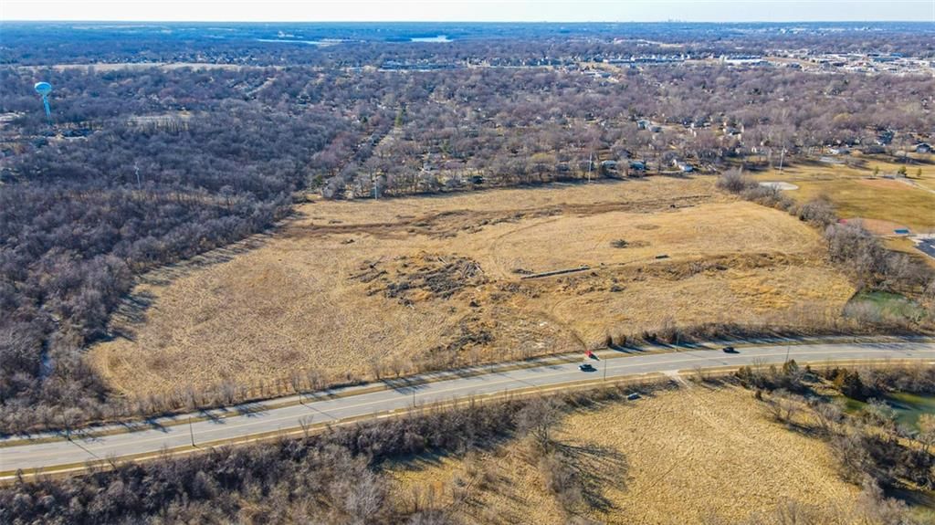Photo 19 of 21 - 1471 SE Adams Dairy Parkway
