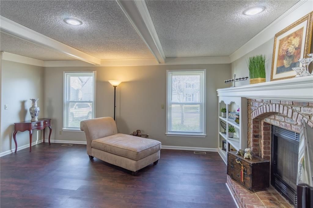 Photo 11 of 37 - 15304 Foster N/A
