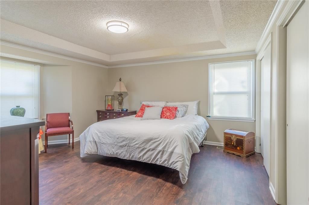 Photo 16 of 37 - 15304 Foster N/A