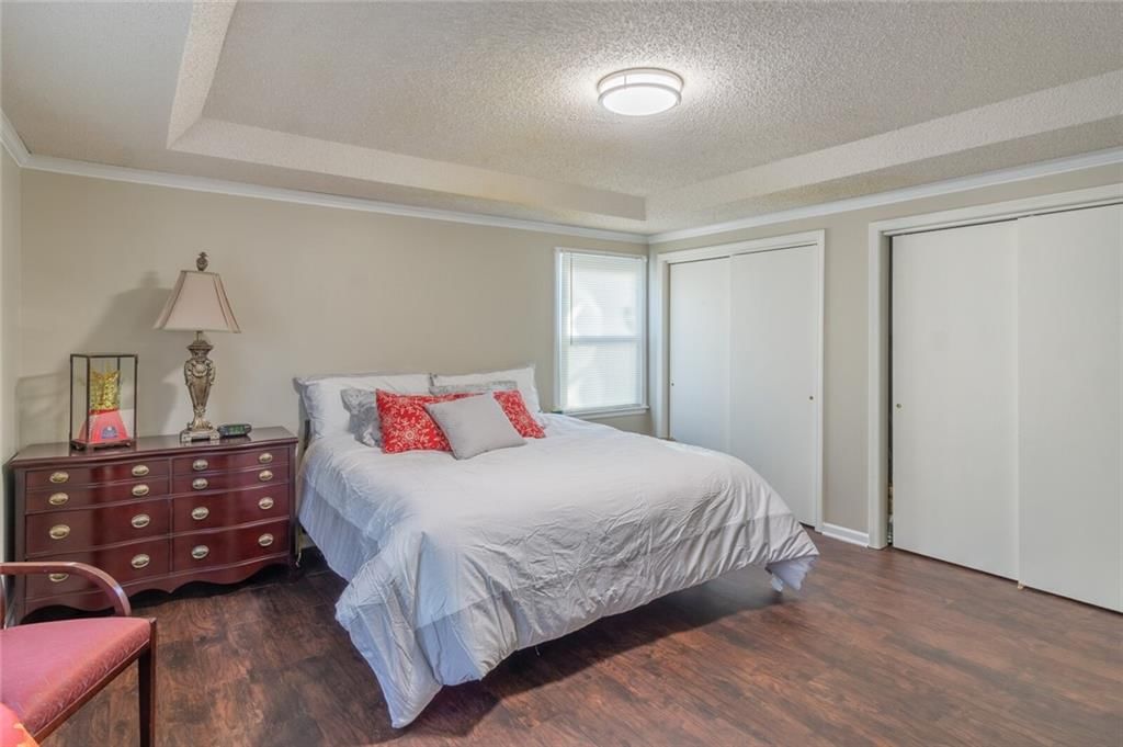 Photo 18 of 37 - 15304 Foster N/A