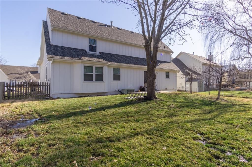 Photo 37 of 37 - 15304 Foster N/A