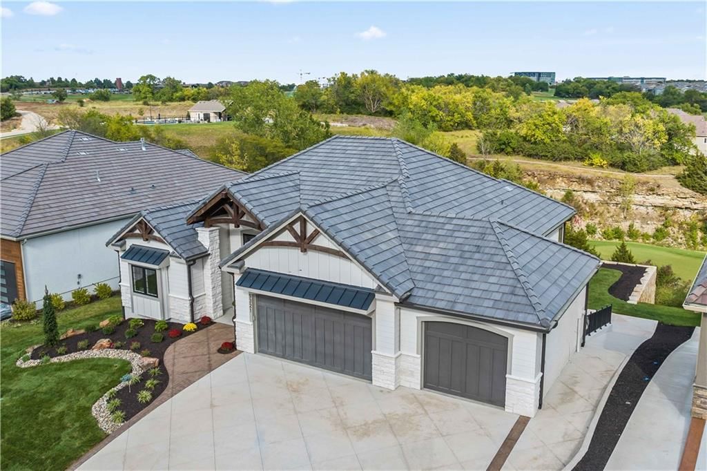 9321 Cottonwood Canyon Drive — photo 2