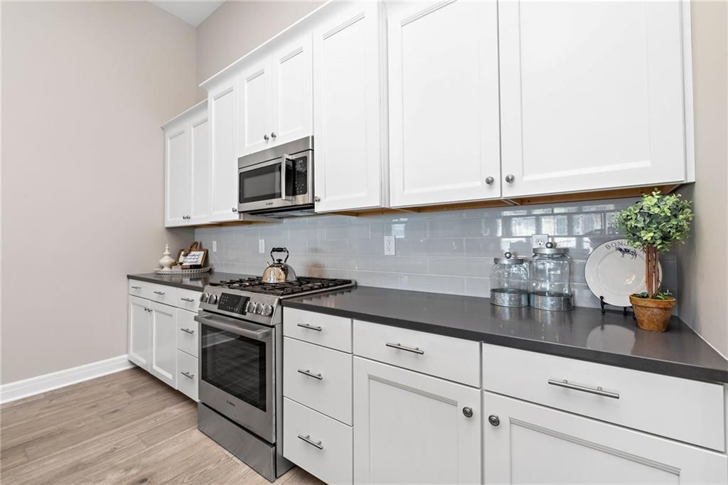 Photo 16 of 45 - 23910 W 65th Street