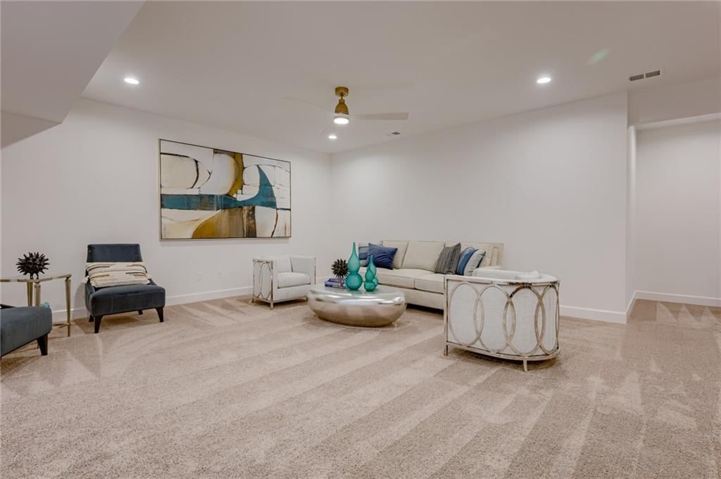 17909 Manor Street — photo 40