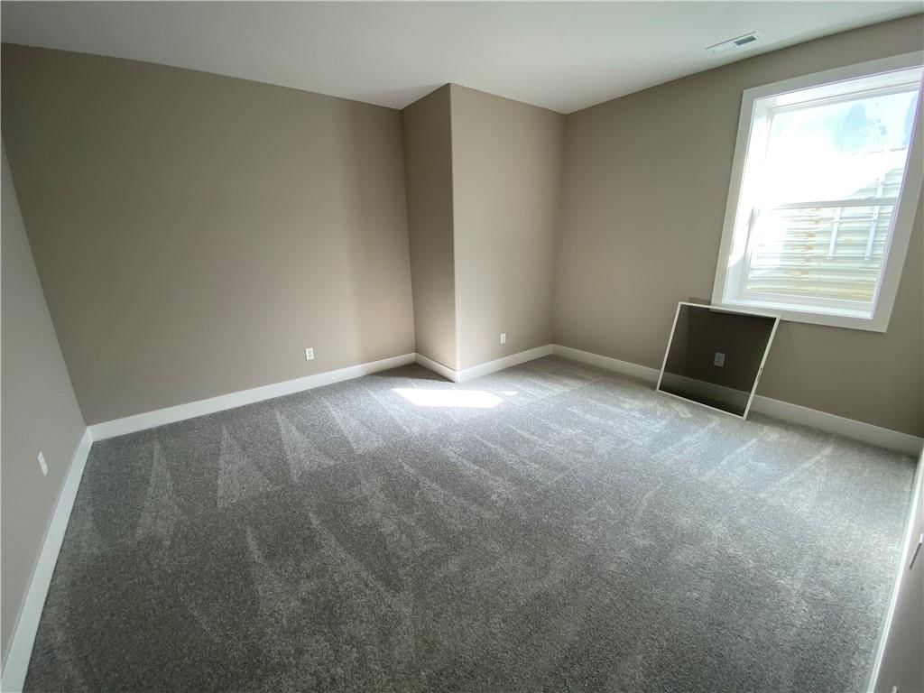 Photo 20 of 25 - 7440 N Lamar Drive