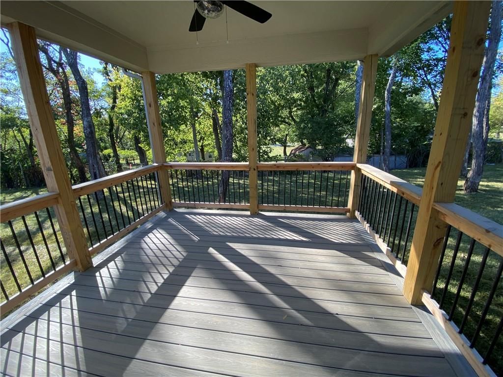 Photo 8 of 24 - 7470 N Lamar Drive