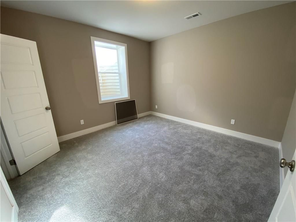 Photo 20 of 24 - 7470 N Lamar Drive