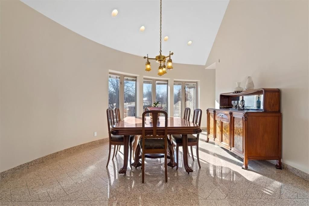 9800 N Revere Avenue — photo 19