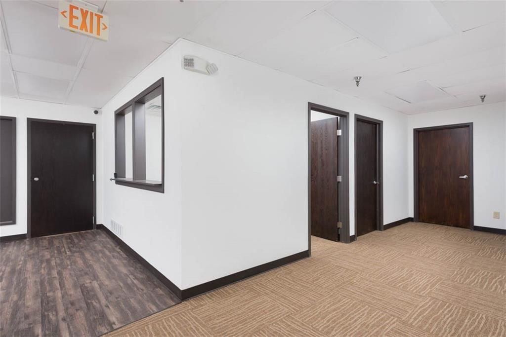 10644 W 87th Street — photo 9