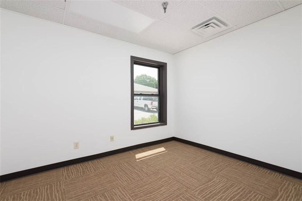 10652 W 87th Street — photo 11