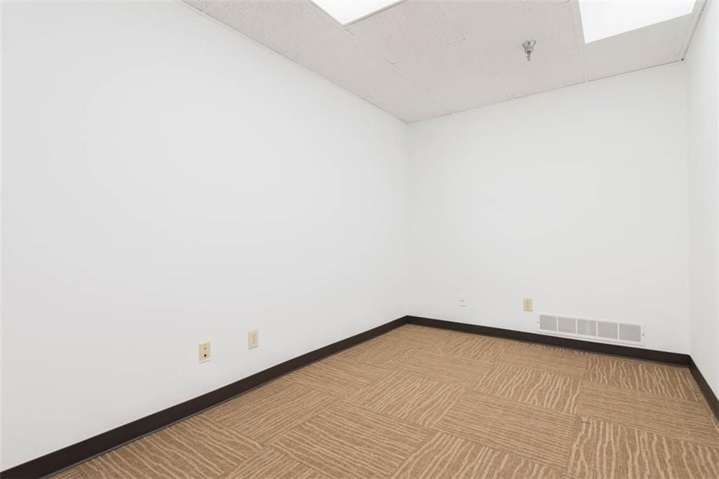 10652 W 87th Street — photo 16