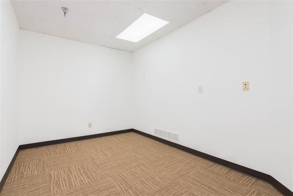 10652 W 87th Street — photo 18