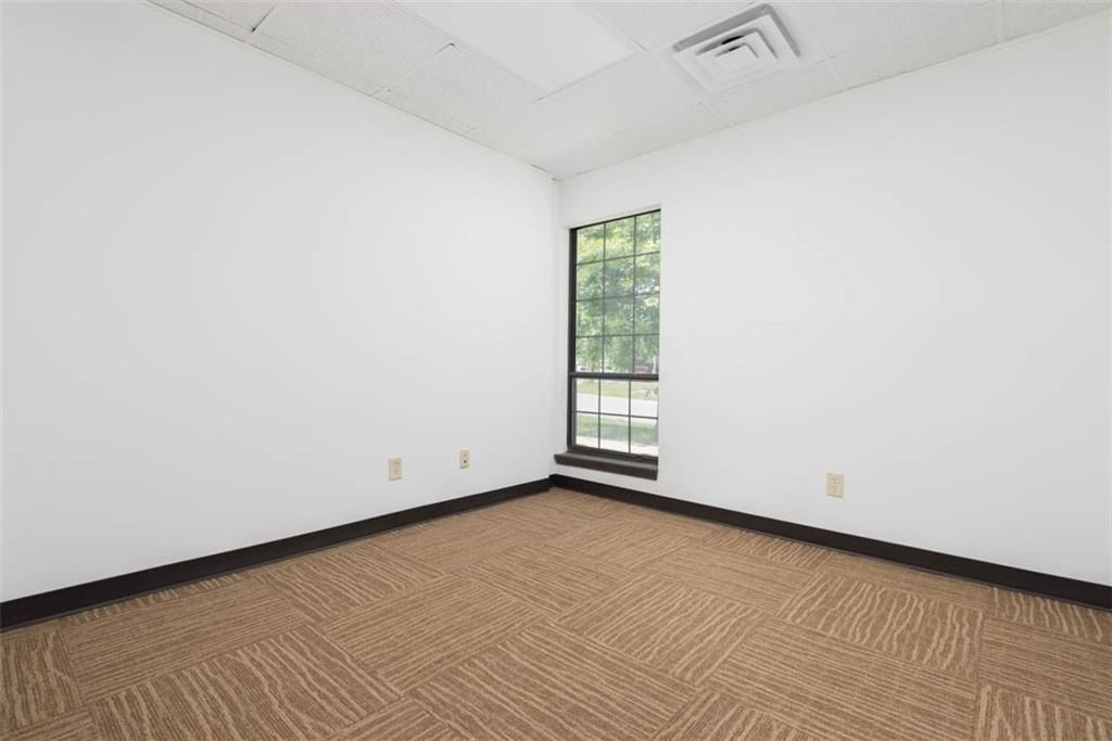 10652 W 87th Street — photo 24