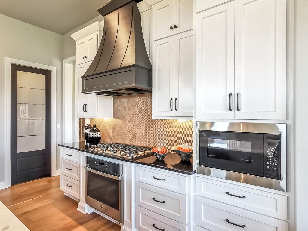 2908 NE 102nd Street — photo 33