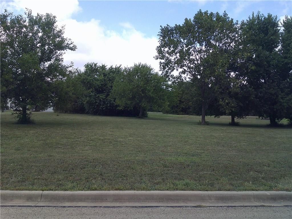 210 E Sundance Drive — photo 2