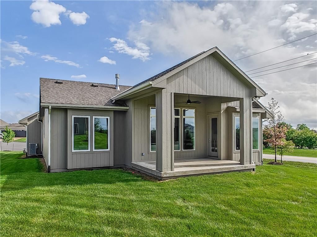 3903 W 158th Terrace — photo 3