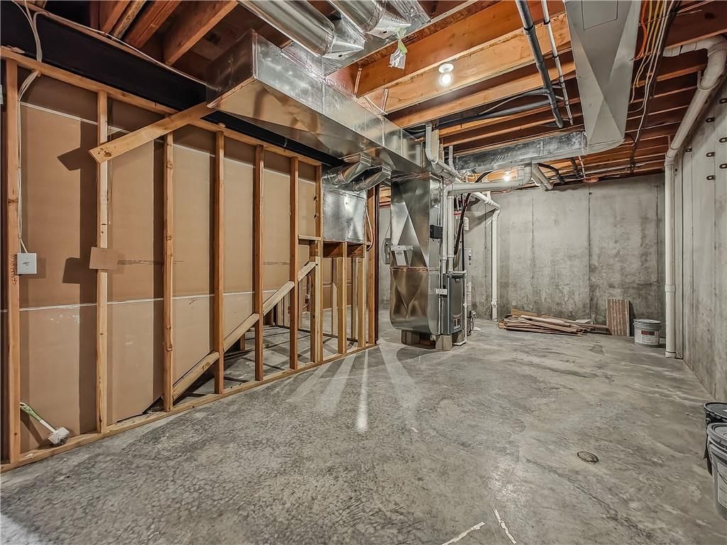 3903 W 158th Terrace — photo 35