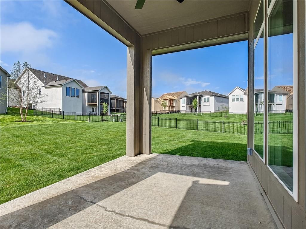 3903 W 158th Terrace — photo 48