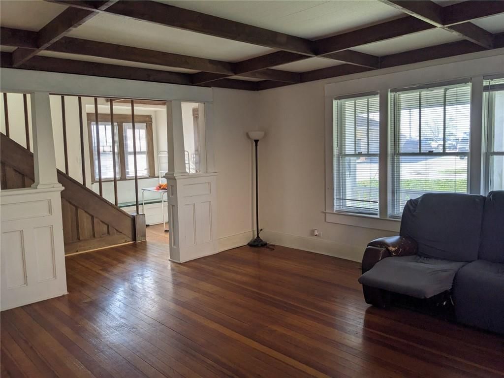 900 E Main Street — photo 2