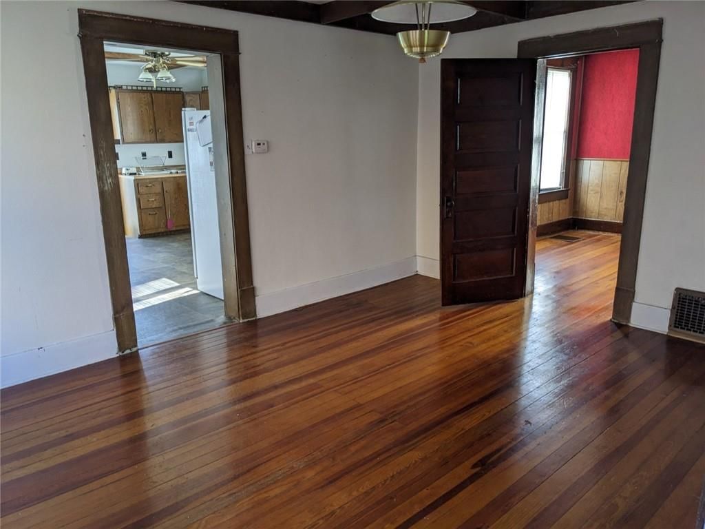 900 E Main Street — photo 3