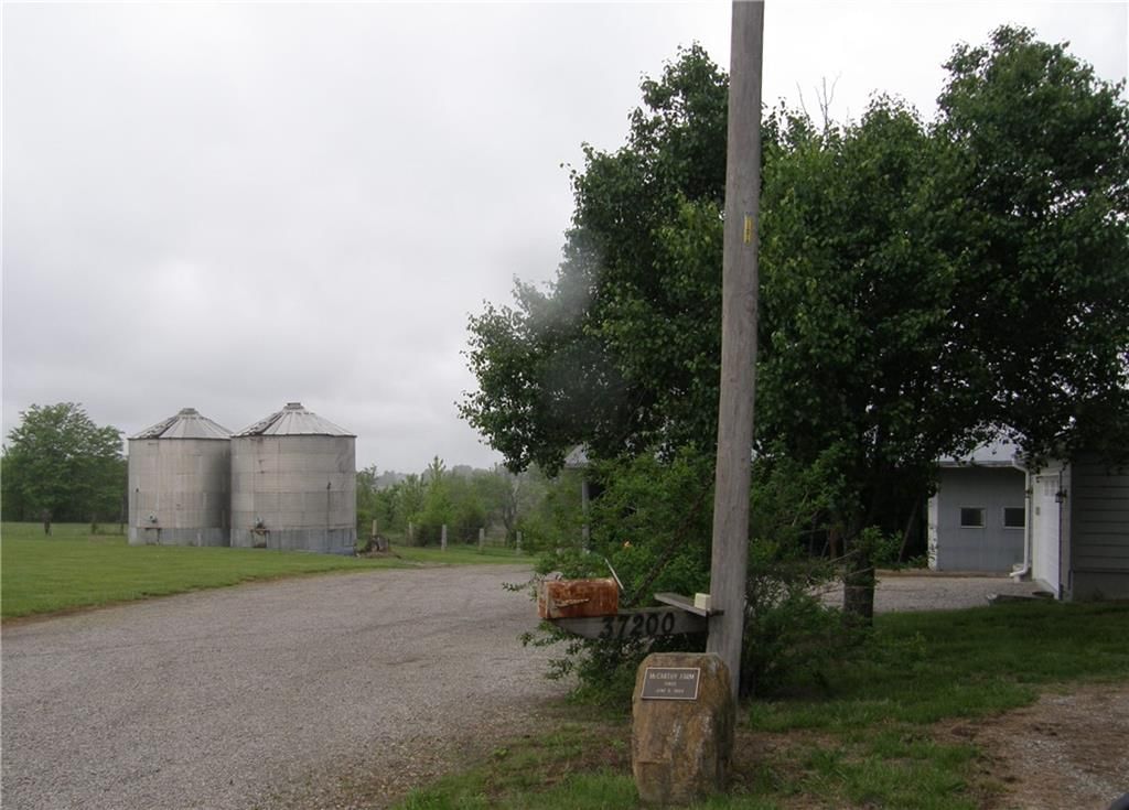 37200 W US-56 Highway — photo 17