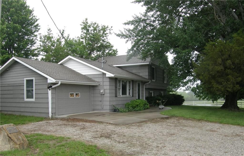37200 W US-56 Highway — photo 18