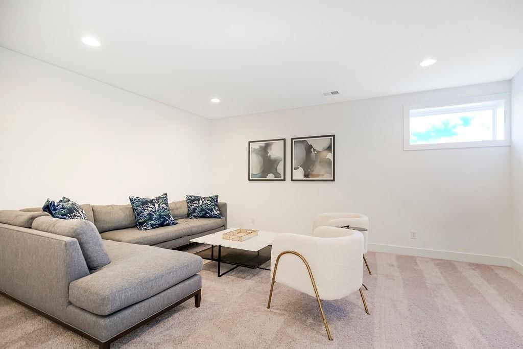 16986 S Kimble Street — photo 43